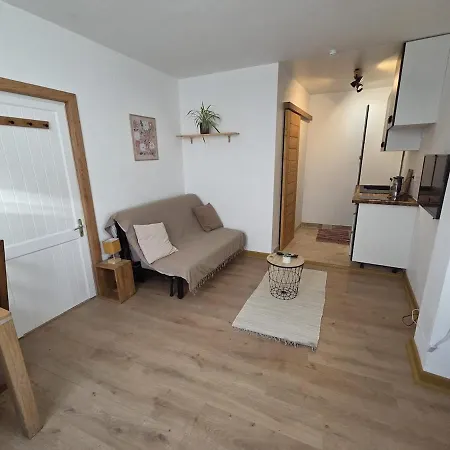 Bezine, Petit Centre Appartement