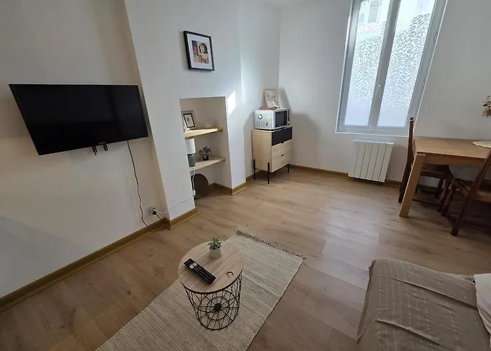 Bezine, Petit Centre Appartement